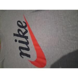 Nike Tee sz M